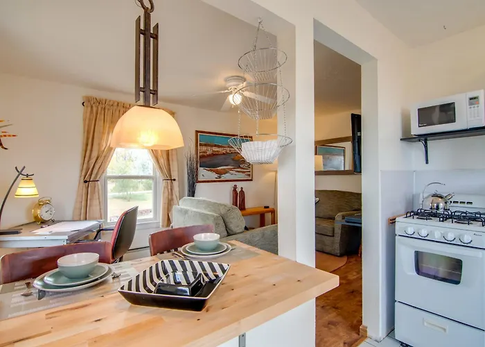 Red Gates 3 Miles To University! Holiday home